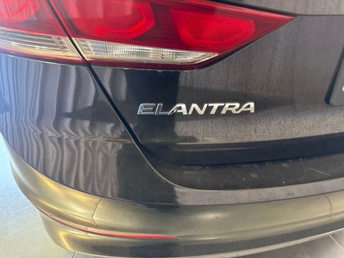 Used 2018 Hyundai Elantra Value Edition w/ Cargo Package FWD image 14