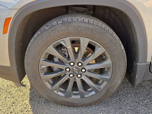 Used 2023 Chevrolet Traverse RS w/ LPO, Floor Liner Package image 13