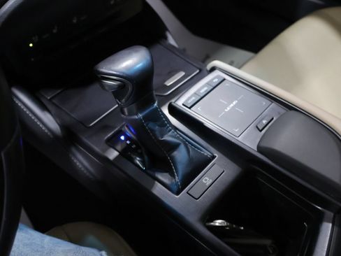Used 2020 Lexus ES 350 w/ Premium Package FWD image 29