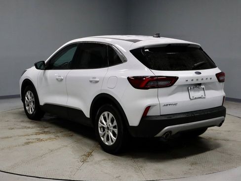 Certified 2023 Ford Escape Active image 9