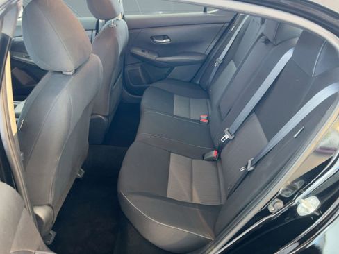 Used 2020 Nissan Sentra SV image 15