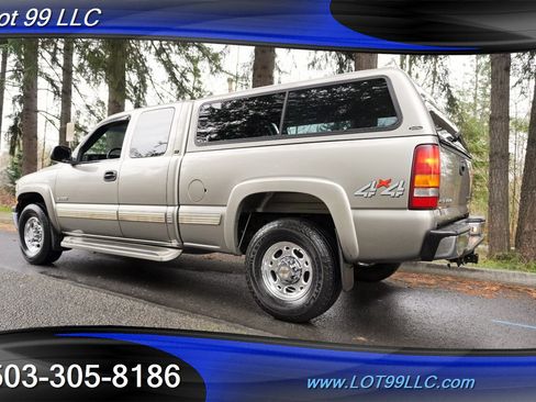 Used 2000 Chevrolet Silverado 2500 LT w/ Firm Ride Suspension Pkg image 11