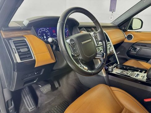 Used 2018 Land Rover Discovery HSE Luxury AWD/4WD image 9