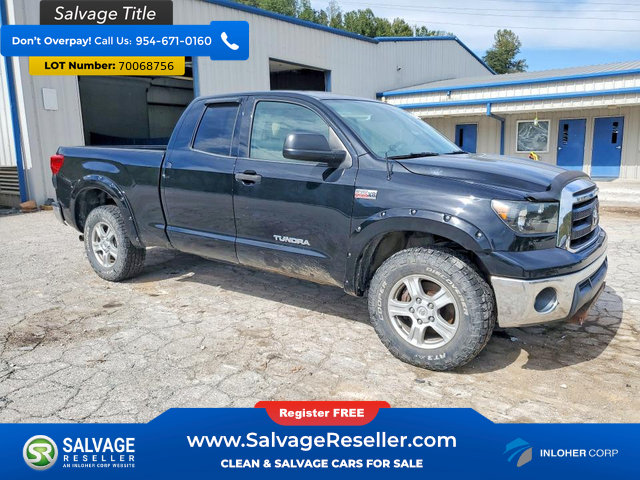 Used 2011 Toyota Tundra 4x4 Double Cab w/ Tow Pkg image 5
