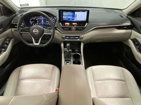 Used 2024 Nissan Altima 2.5 SL image 10