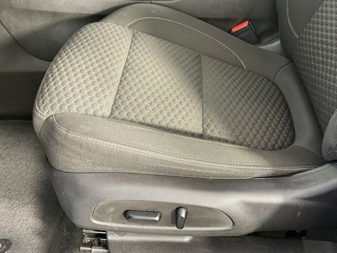 Used 2019 GMC Acadia SLE w/ Driver Alert Package I image 13