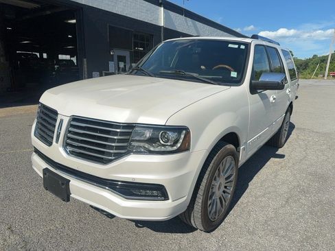 Used 2016 Lincoln Navigator Select AWD/4WD image 1