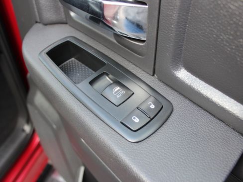 Used 2012 RAM 1500 Sport w/ Sport Premium Group image 33