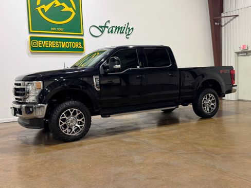 Used 2021 Ford F250 Lariat w/ Lariat Value Package image 3