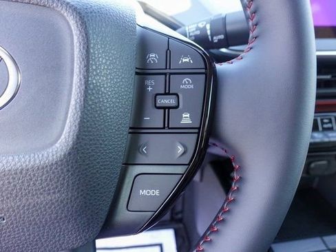 New 2026 Toyota Prius Plug-In Hybrid FWD image 19