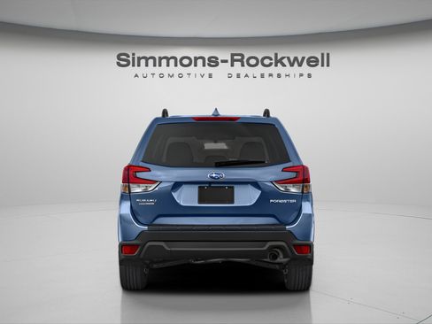 Used 2023 Subaru Forester BASE image 13