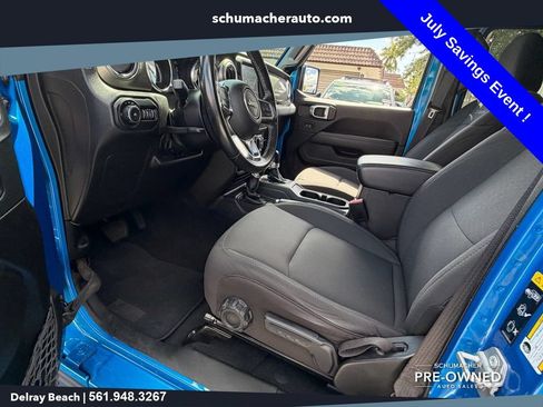 Used 2022 Jeep Wrangler Unlimited Sahara w/ LED Lighting Group AWD/4WD image 12