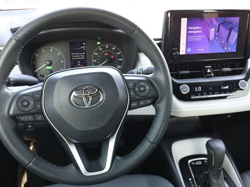 Used 2024 Toyota Corolla SE FWD image 15