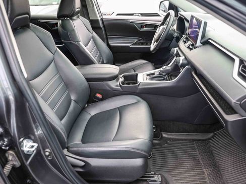 Certified 2023 Toyota RAV4 XLE Premium image 8