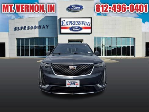 Used 2021 Cadillac XT6 Premium Luxury FWD image 3