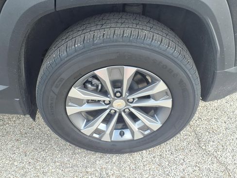 Used 2025 Chevrolet Equinox LT FWD image 25