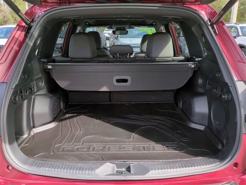 Used 2025 Subaru Forester Limited w/ Popular Package #2 image 13