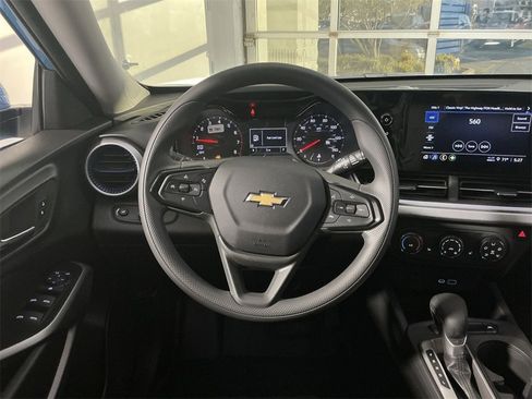 New 2026 Chevrolet Trax LS w/ LS Convenience Package image 24