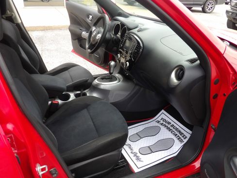 Used 2015 Nissan Juke SV w/ Technology Package AWD/4WD image 10
