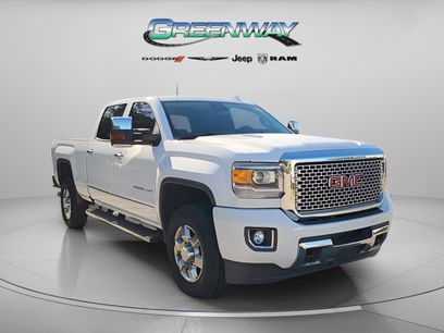 Used 2016 GMC Sierra 2500 Denali w/ Duramax Plus Package