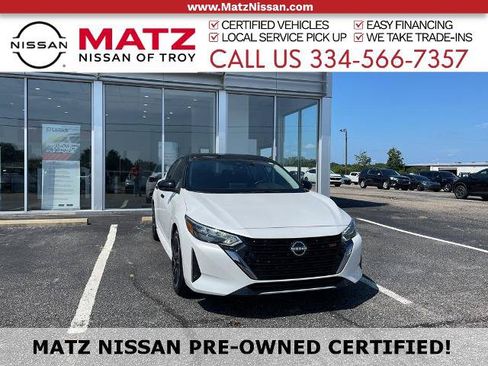 Certified 2025 Nissan Sentra SR FWD image 1