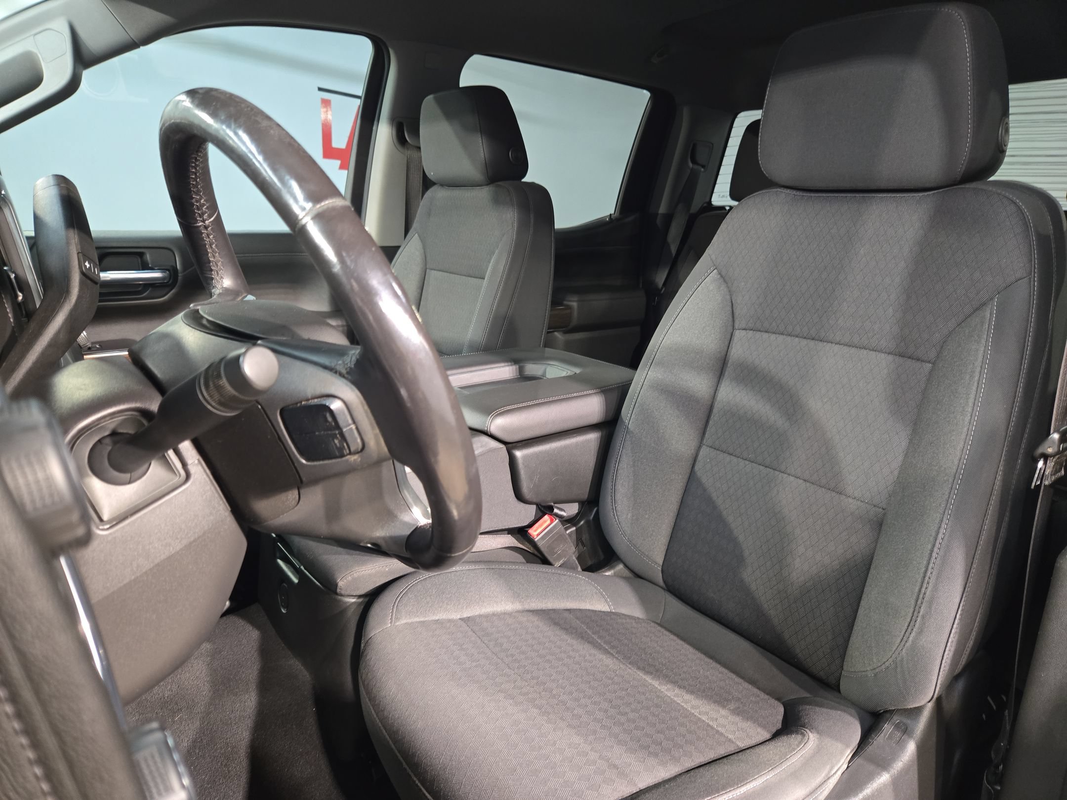 Used 2021 Chevrolet Silverado 1500 RST AWD/4WD image 23