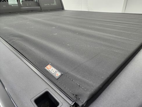 Used 2024 RAM 2500 Laramie w/ Night Edition image 31