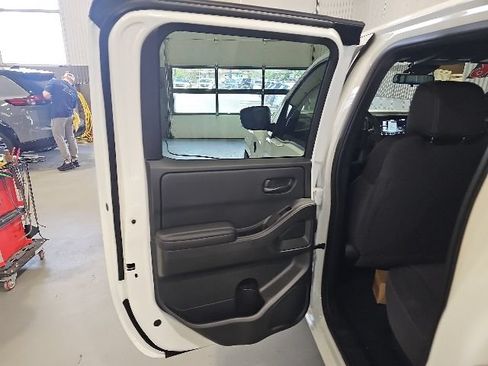 New 2026 Nissan Frontier SV AWD/4WD image 18