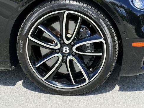 Used 2024 Bentley Continental GT V8 AWD/4WD image 12