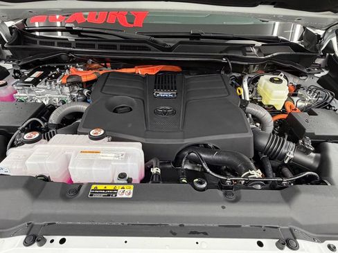 Used 2026 Toyota Sequoia Platinum w/ TRD Off-Road Package AWD/4WD image 38