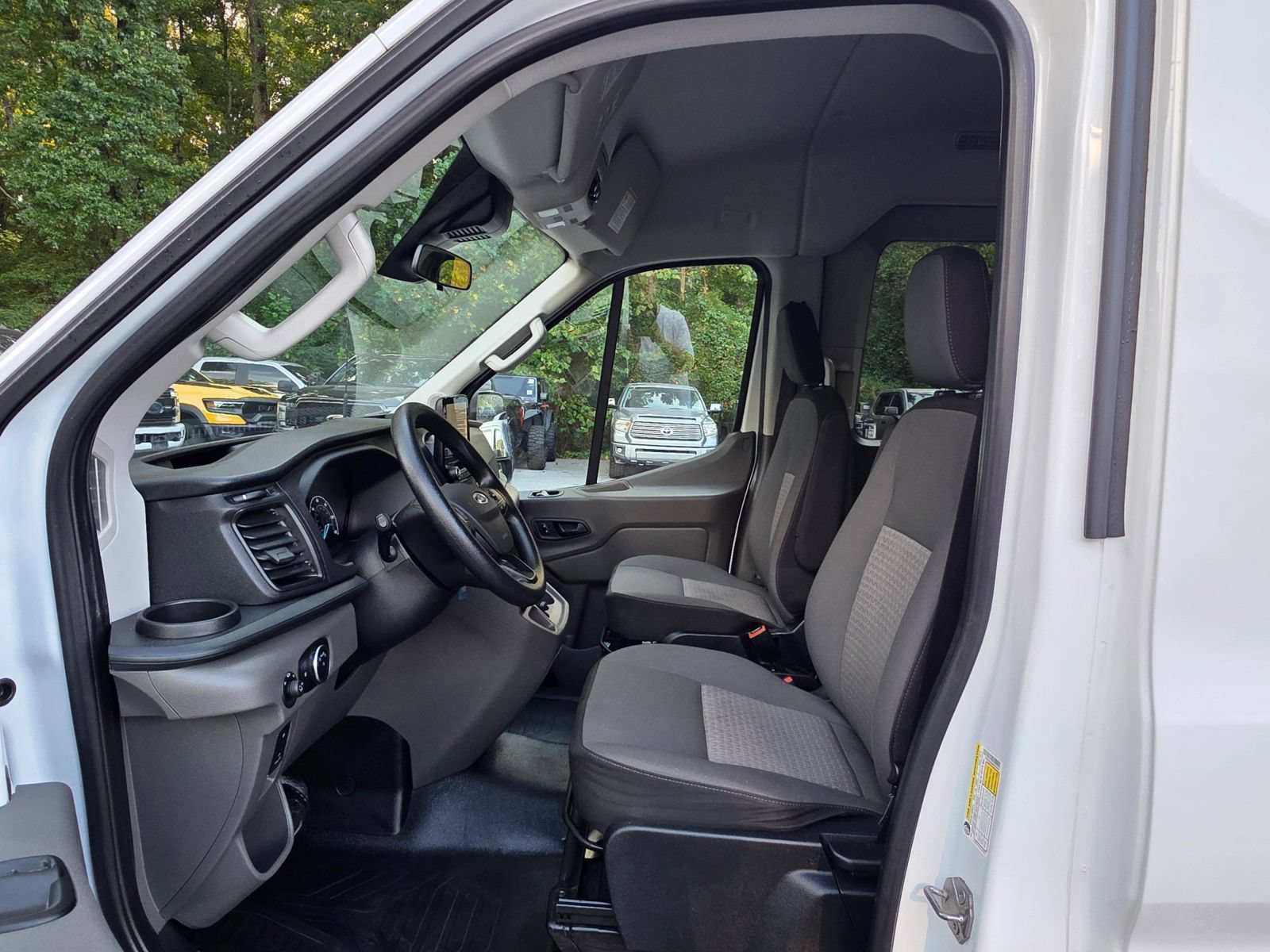 Used 2021 Ford Transit 350 XLT RWD image 11
