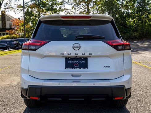 New 2026 Nissan Rogue SV w/ Cold Weather Package image 6