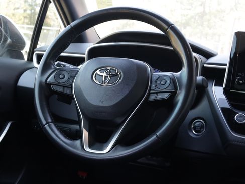 Used 2024 Toyota Corolla XSE FWD image 5