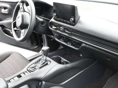 Certified 2024 Honda HR-V LX image 19
