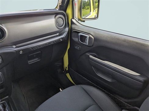 Used 2023 Jeep Wrangler Sport S image 21