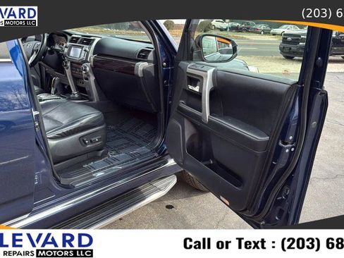 Used 2014 Toyota 4Runner Limited image 39