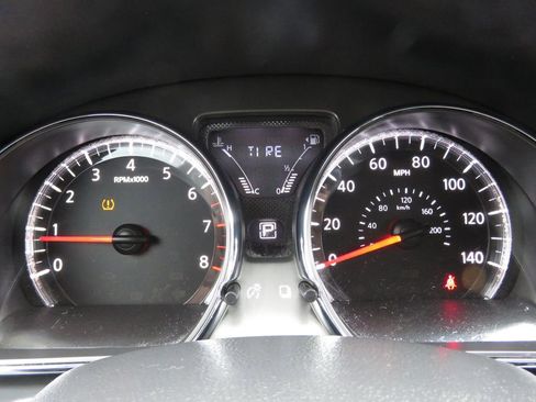 Used 2019 Nissan Versa SV image 20