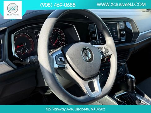 Used 2021 Volkswagen Jetta S w/ Driver Assistance Package image 9