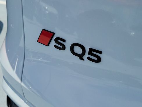 New 2026 Audi SQ5 Premium Plus AWD/4WD image 5