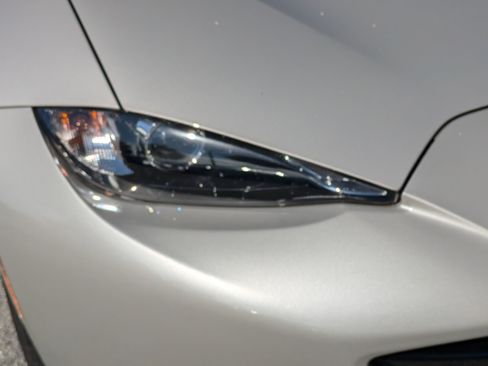 Used 2023 MAZDA MX-5 Miata Grand Touring w/ Weather Package image 10