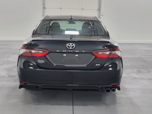 Used 2023 Toyota Camry SE image 7