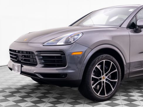 Certified 2023 Porsche Cayenne AWD/4WD image 37