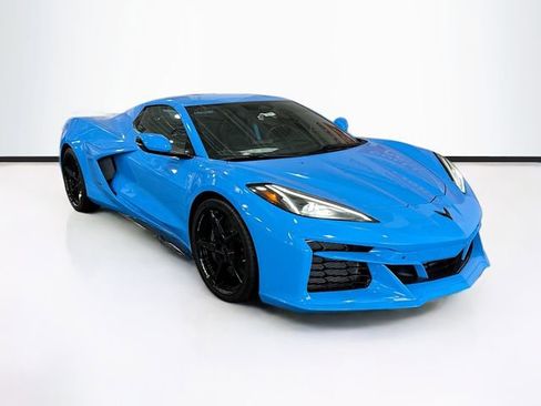 New 2025 Chevrolet Corvette E-Ray image 3