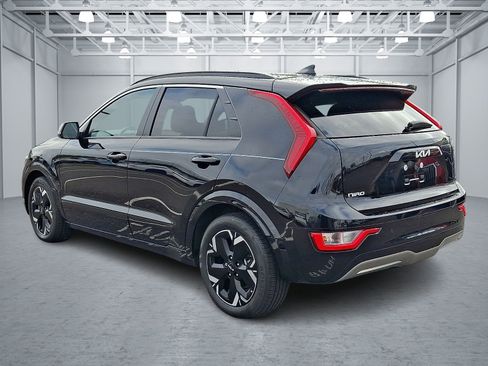 Used 2023 Kia Niro Wind FWD image 4