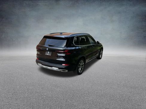 Used 2026 BMW X5 xDrive50e w/ Climate Comfort Package AWD/4WD image 9