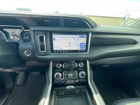Used 2021 GMC Yukon Denali w/ Denali Ultimate Package AWD/4WD image 9