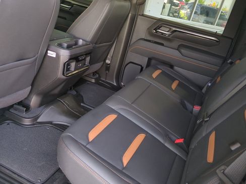 Used 2026 GMC Sierra 2500 AT4 w/ AT4 Premium Plus Package AWD/4WD image 13