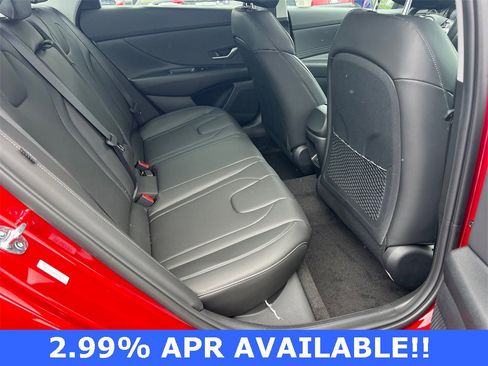 Certified 2025 Hyundai Elantra Limited image 15