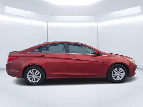 Used 2013 Hyundai Sonata GLS FWD image 2