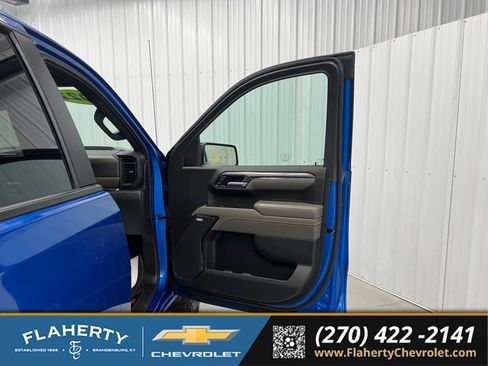 Used 2022 Chevrolet Silverado 1500 ZR2 w/ Technology Package AWD/4WD image 14